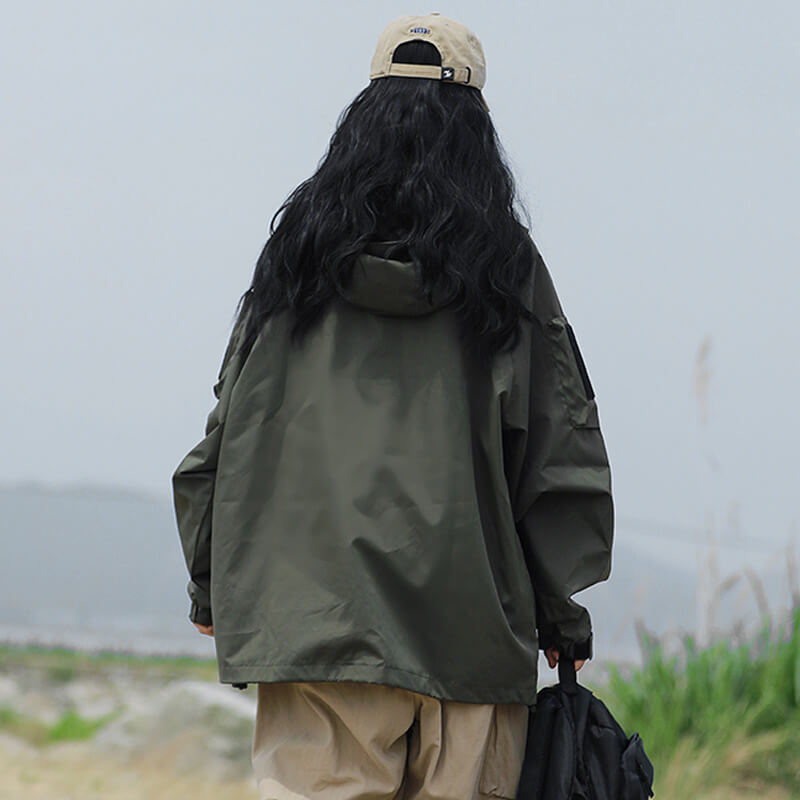 Lydia – Jachetă rezistentă la vânt și apă