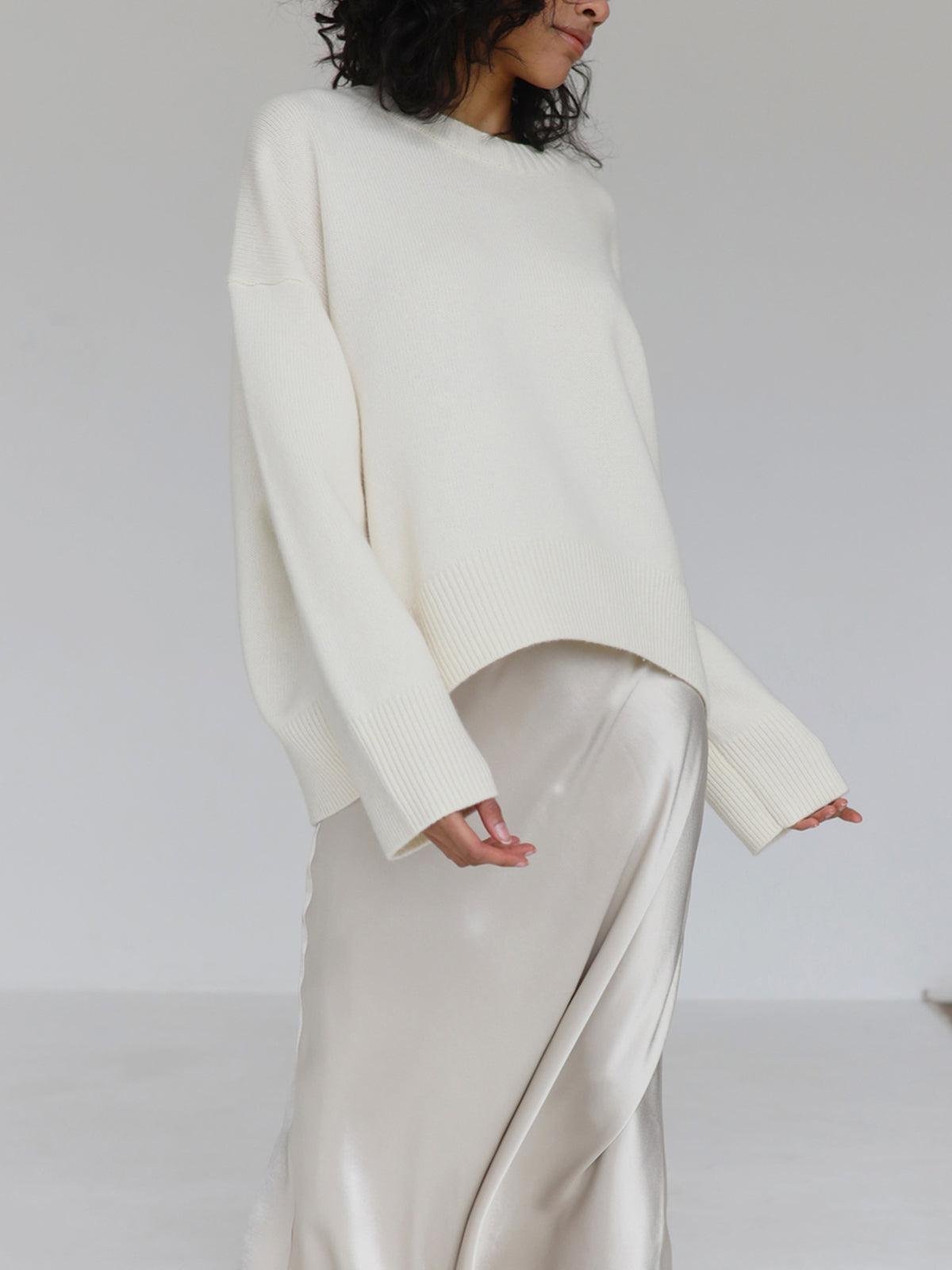 Amara – Pulover Oversized „Zuckerwatte“