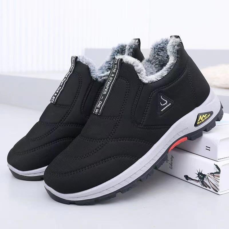 GripTrail – Sneaker pentru dame cu talpă din fleece antiderapantă